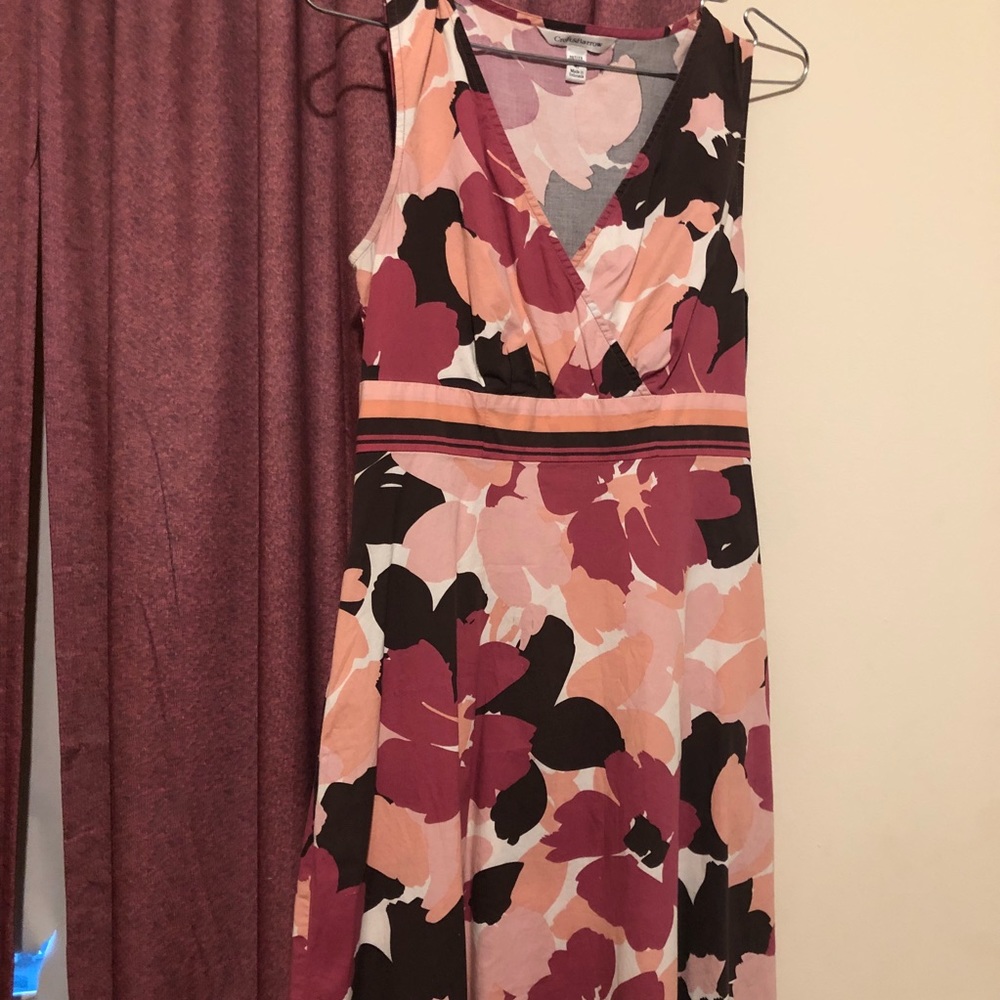 Floral Croft & Barrow dress with pockets!